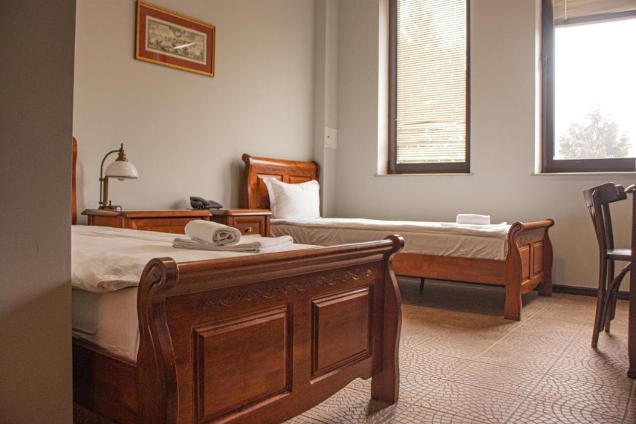 Fort Hotel Varşova Dış mekan fotoğraf