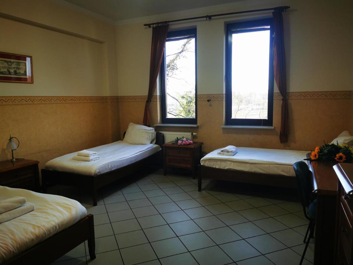 Fort Hotel Varşova Dış mekan fotoğraf