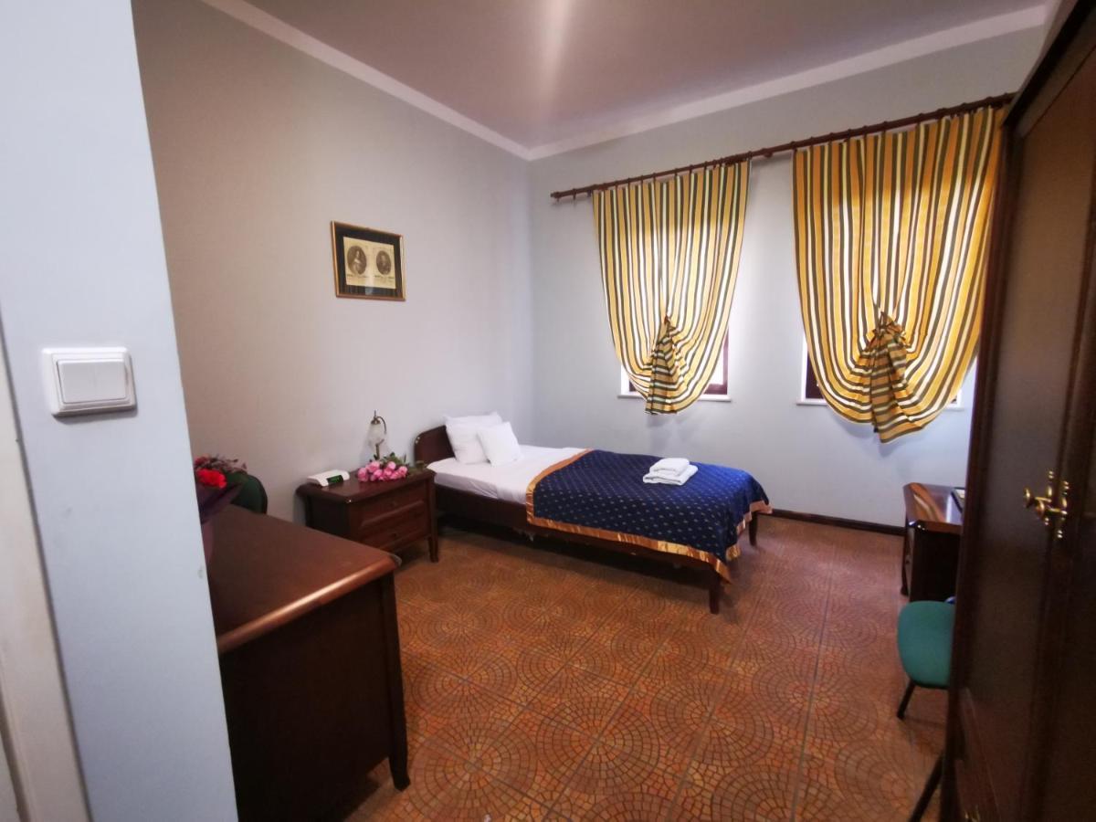 Fort Hotel Varşova Dış mekan fotoğraf