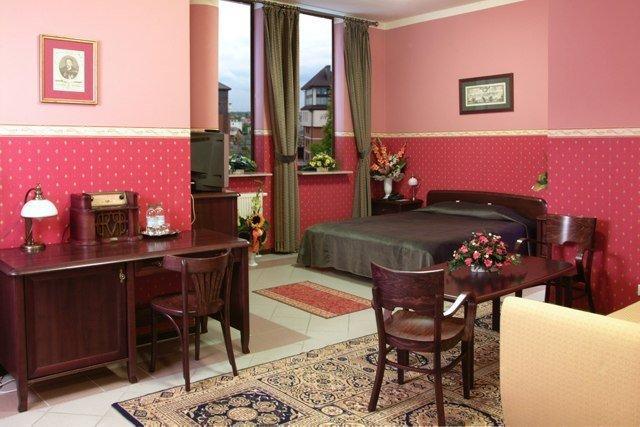 Fort Hotel Varşova Dış mekan fotoğraf